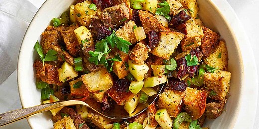 Awesome Sausage, Apple, and Cranberry Stuffing