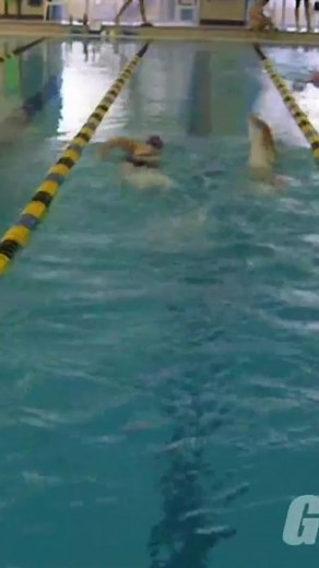 Swimming stroke for stroke with another swimmer makes you instantly aware of how you swim and how you swim in relation to another person. https://www.goswim.tv/lessons/1902-freestyle-synchro-swim #swimming #teambuilding #training | GoSwim.tv