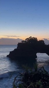 Sunset Serenity 🌅 | Relaxing Ocean Waves in 4K Ultra HD