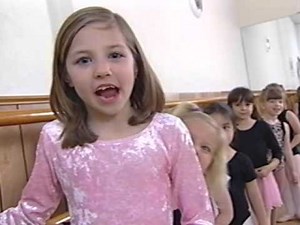 Hey everybody! It's time for Barney Says! (Numbers! Numbers!)