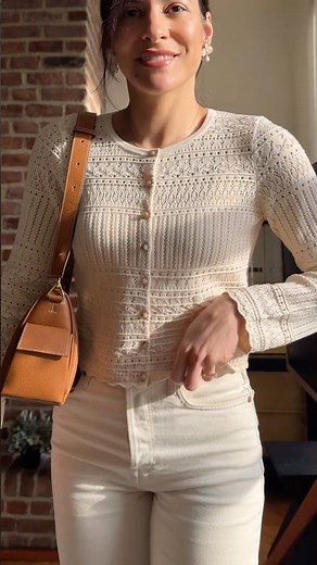 Styling a cotton cardigan from ‪@Sezane.‬ Full review available #springwardrobe #gdwm #sezane
