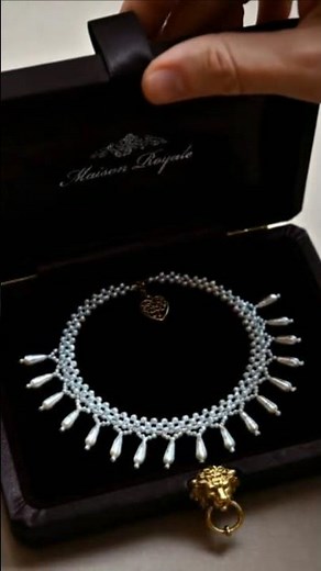 A beautiful pearls necklace