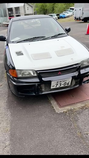 A very well used old dog. めちゃラリーっぽいなかっこいい#ラリー#ランエボ#ランエボ3#日本車#懐かしい#lancer#evo#evolution#evo3#90s#jdm#japan#rally#initald#fyp#vibe