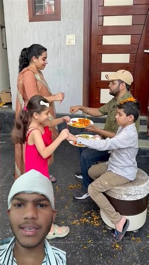 भाई बहन का रक्षाबंधन 🥰"Building Wooden Log Cabin in Forest 🌲😘 Survival House Step by Step