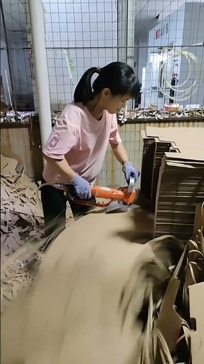 Handmade Carton Box Production – Incredible Speed and Precision!