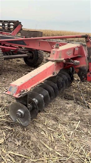 Kuhn disc Kirov tractor #kuhn