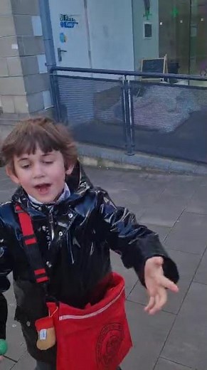 How to RIDE a SCOOTER!! - (Easy Guide for Beginners)