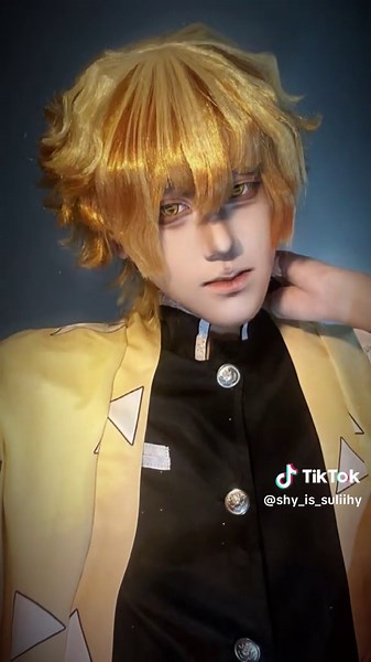 Zenitsu Cosplay from Demon Slayer: A Complete Guide