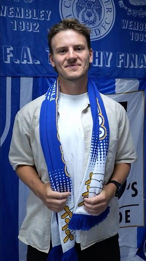 Signed Blue & White: Welcome Dom