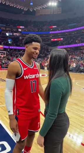 He Proposed on the Basketball Court… Her Reaction SHOOK the Stadium 💍🏀 | Epic Public Proposal #NBA