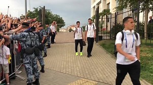 🚌 ¡Rumbo al Fisht Stadium🏟! Llegó el momento. Llevamos mucho tiempo esperándolo. Ahora, unidos, a por todas. Con alma. Con fe. Con pasión. Con espíritu. Grítalo fuerte... ¡VAMOS, ESPAÑA!💪🏻🇪🇸 #HagamosQueOcurra #Rusia2018 | Selección Española de Fútbol (SeFutbol)