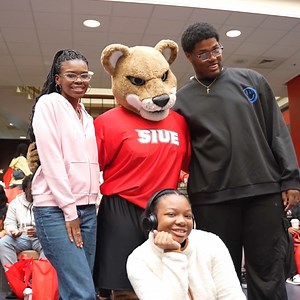 Check out SIUE this weekend! You will learn more about admissions and financial aid; academic programs; student services and involvement; and see campus. Register today for Preview SIUE. https://bit.ly/4iXvAKK | Southern Illinois University Edwardsville