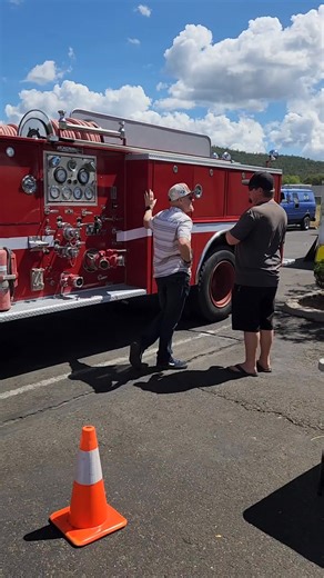 Kiwanis Kids Car Show 2025 #carshow #kiwanisinternational #grandcanyon #firetruck #antique | Williams Fire Department