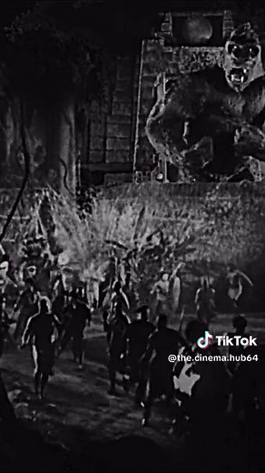 King Kong In “KING KONG” (1933) - TheCinemaHub #fyp #vintage #1933 #30s #cinema #film #kong #kingkong #rko #action