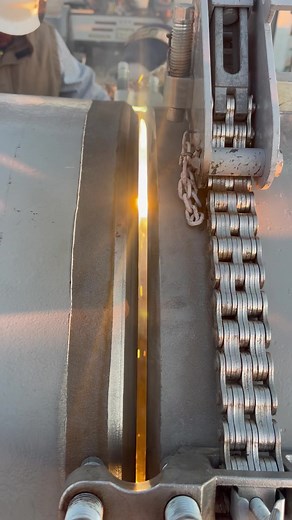 Tips for Welding Large, Heavy Wall Pipe 1. When working with heavy wall pipe, it’s easy to put unnecessary pressure on yourself to achieve perfection. Remember that larger diameter pipes have more tolerance for imperfections, so don’t be too hard on yourself. 2. Adjust heat and take your time: Welding large pipes can be intimidating, but don’t let it overwhelm you. Remember to turn up the heat on your welding machine and take your time when stacking and ironing the weld. Avoid rushing to reach t