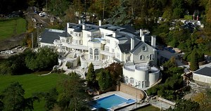 10 Mansions No One Wants to Buy for Any Price