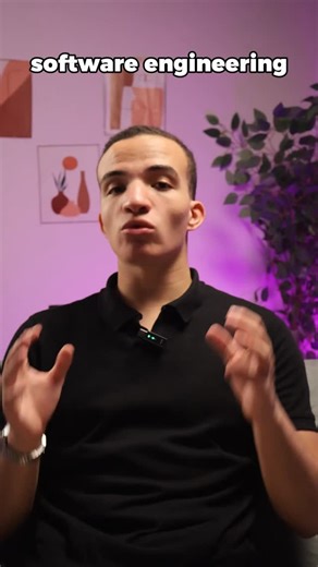 Ahmed Osama on Instagram‎: "ايه الفرق بين software engineering و hardware engineering . . . . . . . #برمجة #بايثون #برمجة_تطبيقات #تطوير_الذات #برمجة_مواقع"‎