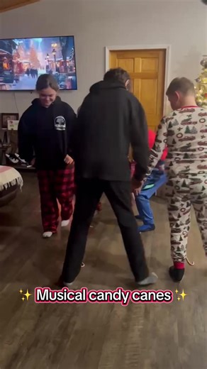 Musical Candy Canes 🍬🎶 Walk while the music plays. Grab a candy cane when it stops. No candy cane = you’re out!