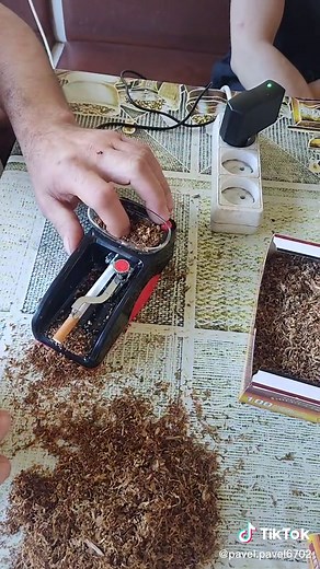 Mastering the Cigarette Rolling Machine Technique