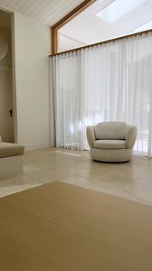 The simplest, but most important of questions answered. How to set the TSA Lock on your Samsonite suitcase. #samsonitegreece #suitcase #lock | Samsonite Greece | Facebook