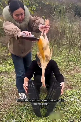 Unique Way to Catch Fish Using Duck Meat‼️