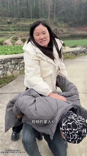 A Kind Passerby Encountered A Human Trafficker And Offered Assistance. #movie #comedy #funny #drama