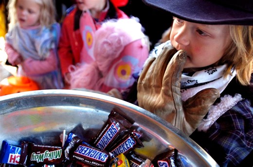 Best Halloween Candy 2025: What To Hand Out (And What To Skip)