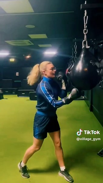 Master Your Boxing Stance with Amber at BOX N BURN