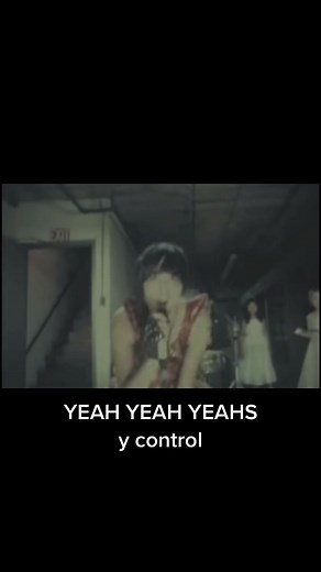 Yeah Yeah Yeahs: Iconic Indie Music Video from 2003