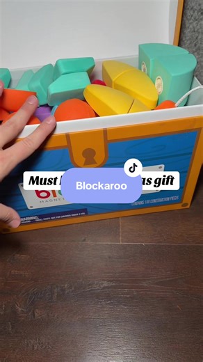 Build, splash, and imagine! 🧱💦 Blockaroo magnetic foam builders make hours of open-ended fun—on the floor or in the bath! Perfect for little hands and big imaginations. A creative Christmas gift kids will love! 🎁✨ #Blockaroo #STEMToys #KidsBuildingToys #BathTimeFun #OpenEndedPlay