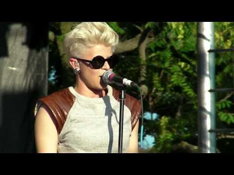 Robyn - Fembot - Pitchfork '10