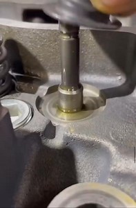 How to install Valve seal & valve spring lock @highlight #valves #spring #Lock #seal #engine #mechanical #tips #tricks #information | Mahar Mujahid