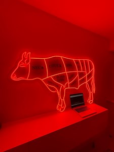 Grande enseigne LED représentant une vache – Décoration murale lumineuse personnalisée – Enseigne néon pour restaurant – Décoration de boucherie – Enseigne de steakhouse – Applique murale en forme de vache – Décoration Horeca - Etsy France