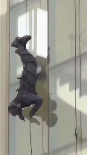 Need this ability in the next Splinter Cell