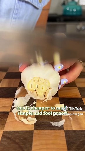 Jasmine Briones on TikTok