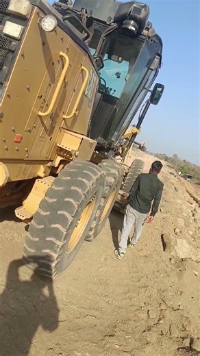 Oprater life, moter grader oprater #heavyequipment #grader #construction