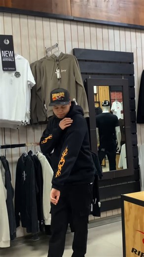 Albasini Tiendas on Instagram: "Nueva temporada de Rip Curl en nuestro poder😎✅❤️ Tenemos muchas marcas increibles en nuestra tienda, te invitamos a conocer todo en albasini.cl🤘🏻❤️"