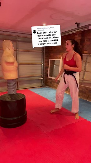 karate.hotties (@karate.hotties) - Karate Women Showcasing Hard Kicks