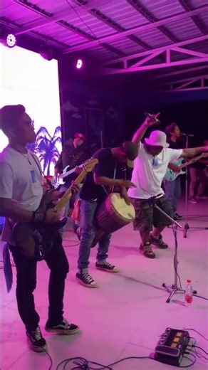 Java Jamaica - get up stand up ( Batam Vespa 28 ) #getupstandup #bobmarley