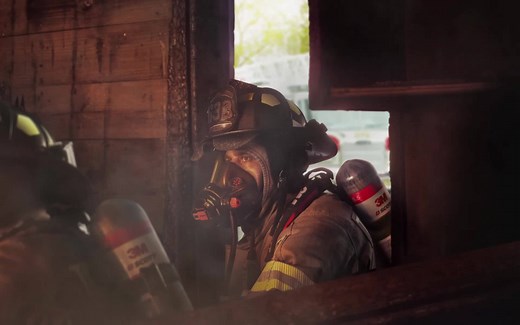 Breathe easier with the new Vision C5 facepiece and E-Z Flo C5 regulator, which helps to reduce user burden and improve operational efficiencies. | 3M Scott Fire & Safety