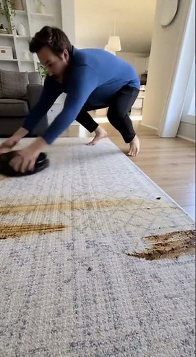 Dog Poops… Roomba Panics… Owner Freaks Out 😂