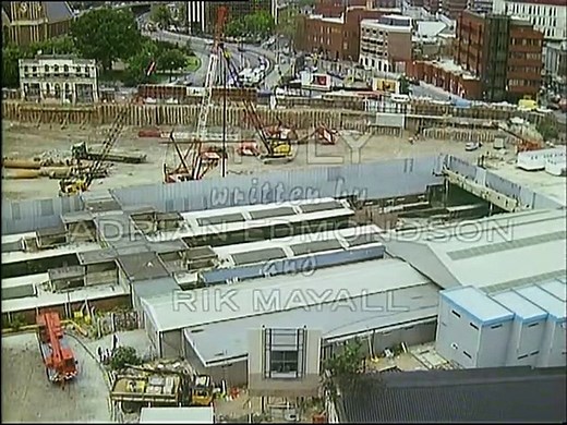 Bottom S02E05 - Holy