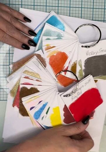 Embossing powders and glazes organized and easy to pick out now! #junkjournaling #blacknailjournals #papercrafting #creativejournal #artjournal #scrapbooking #handmade #tutorial #embossing