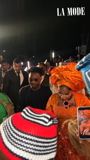 𝙇𝙖 𝙈𝙤𝙙𝙚 𝙈𝙖𝙜𝙖𝙯𝙞𝙣𝙚 on Instagram: "#LAMODELIVECOVERAGE La Mode is live! The spotlight is on as Oversabi Aunty makes its grand premiere, and we’re right at the heart of the action. From bold red carpet moments and standout celebrity looks to the energy, excitement, and conversations surrounding the premiere, La Mode is bringing you every stylish detail in real time. Expect fashion statements, star power, and unforgettable moments as the night unfolds. Stay locked in for exclusive highl