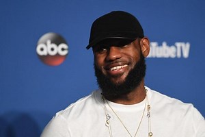 LeBron James Saves Showtime And The LA Lakers