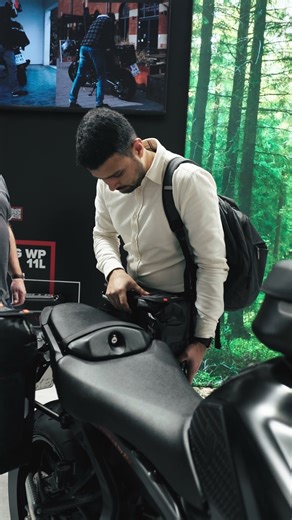 Click & Go. – the new V-LOC