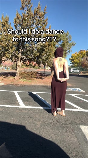 💕Ginger Banks💕 (@thegingerbanks)’s videos with Arch Ya Back - Prod Jay48