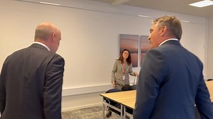 89K views · 1.7K reactions | Sa generalnim sekretarom OSCE – The Organization for Security and Co-operation in Europe Feridunom H. Sinirlioğluom u  Kopenhagenu o:  sjednici Vijeća sigurnosti UN-a planiranoj za kraj mjeseca oktobra  aktuelnoj situaciji u 沈Bosni i Hercegovini, regiji i šire  izazovima s kojima se naša zemlja suočava  neophodnoj modernizaciji izbornog procesa, uključujući i elektronsko glasanje…. | Željko Komšić | Facebook