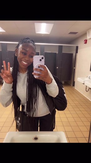 POV: Deuces Hand Sign Grounded