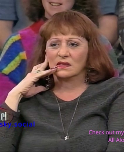 Sylvia Browne on the Montel Williams show. Clocks. #SylviaBrowne #MontelWilliams #psychic